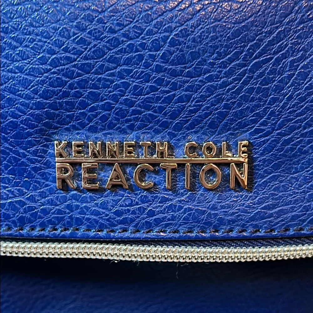 Kenneth Cole Reaction Blue Crossbody Bag with Chain Accent